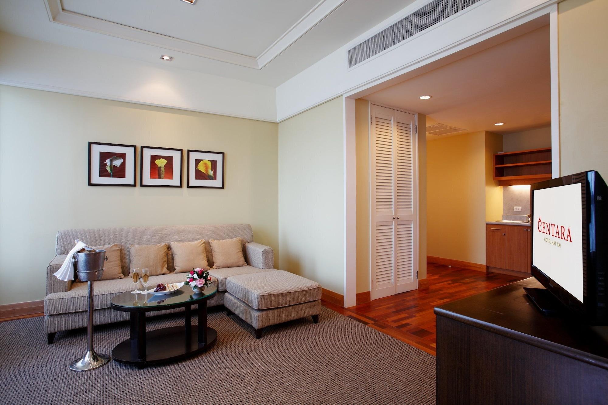 Centara Hotel Hat Yai Extérieur photo