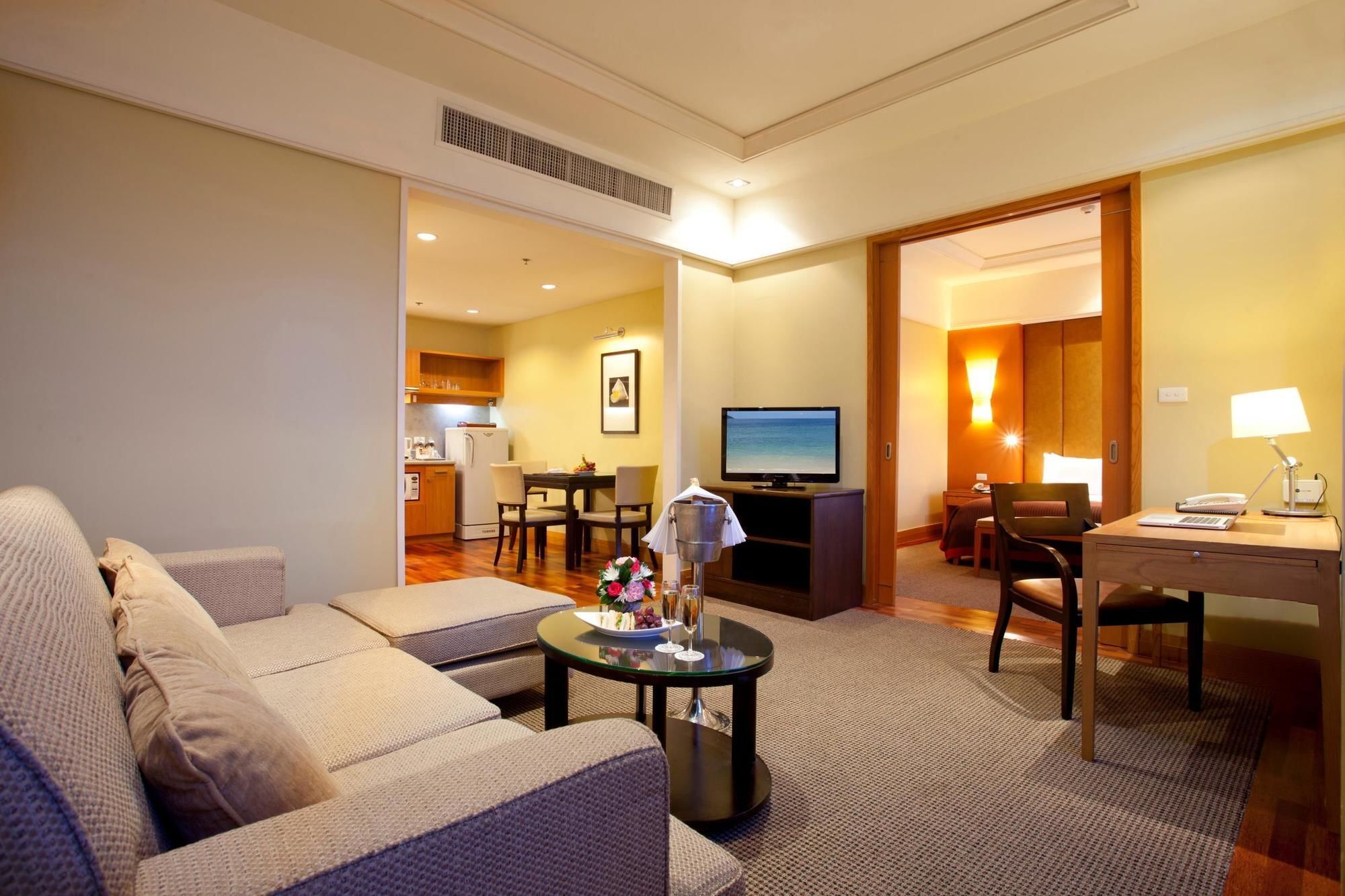 Centara Hotel Hat Yai Extérieur photo