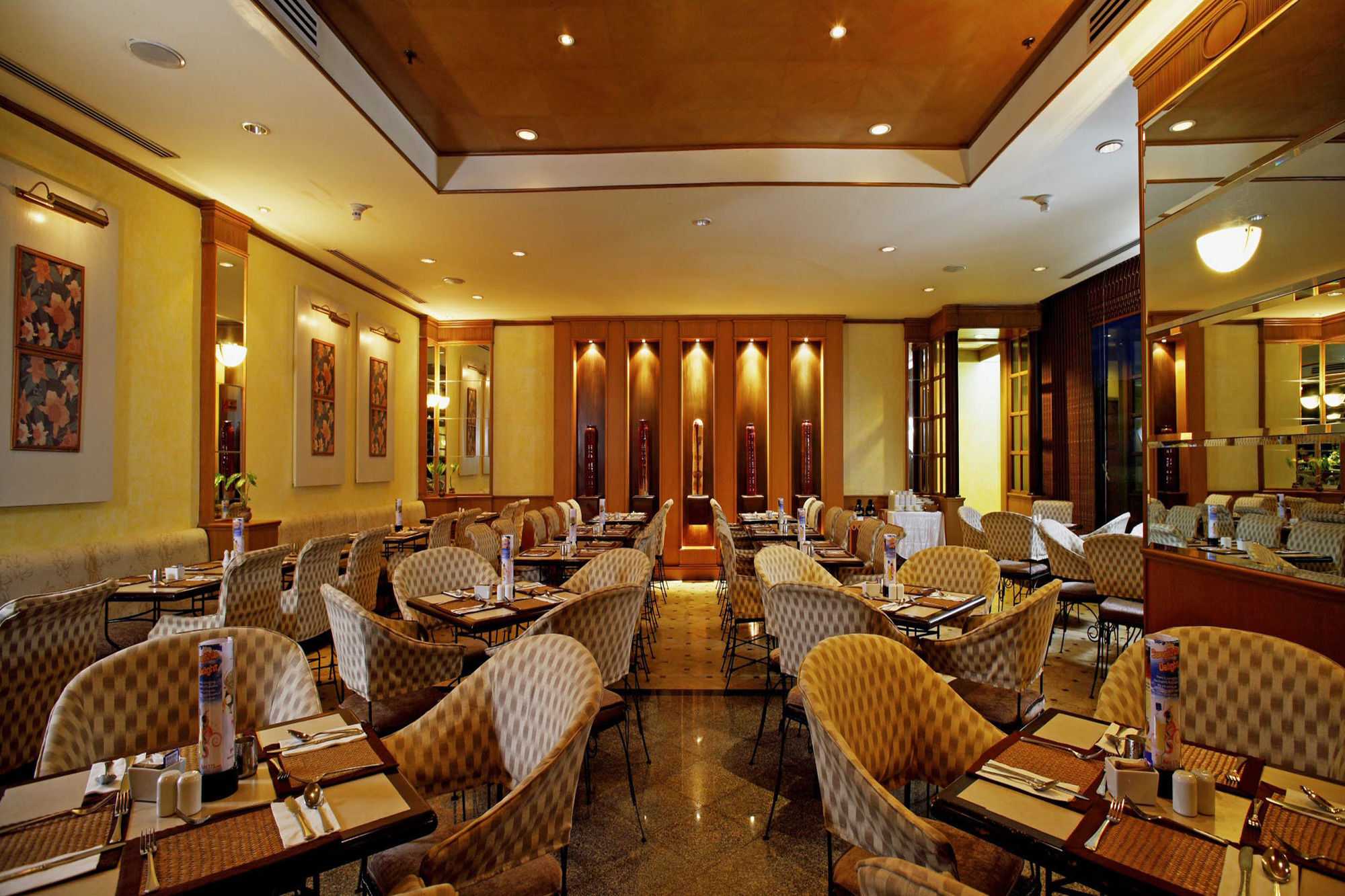 Centara Hotel Hat Yai Extérieur photo